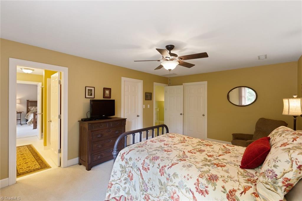 1239 Gatehouse Road High Point, NC 27262 - Photo 21 of 30 Gallery Image 21