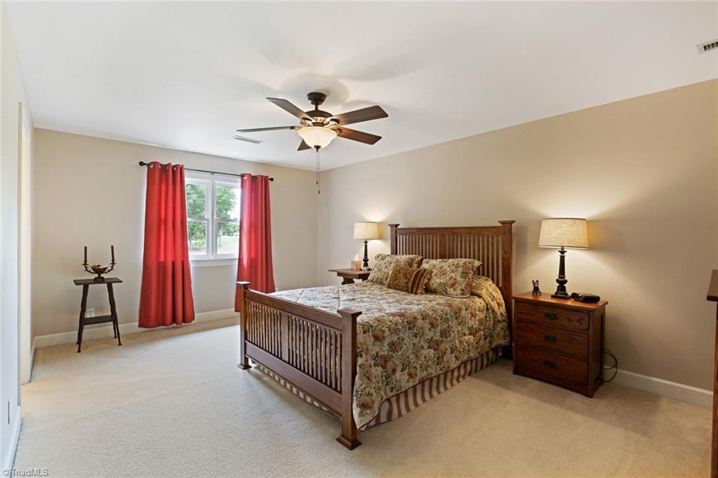 1239 Gatehouse Road High Point, NC 27262 - Photo 23 of 30 Gallery Image 23