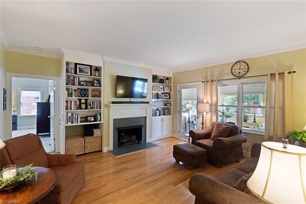 1239 Gatehouse Road High Point, NC 27262 - Photo 8 of 30 Gallery Image 8