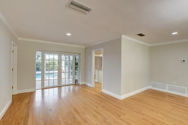 $6,700 | 1010 Southwest 1st Street, Boca Raton, FL 33486