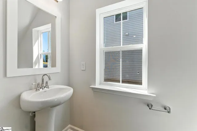 $294,000 | 7026 New Horizons Lane, Boiling Springs, SC 29316