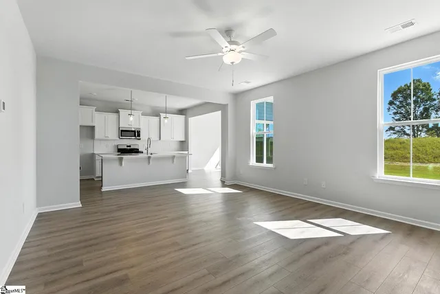 $294,000 | 7026 New Horizons Lane, Boiling Springs, SC 29316