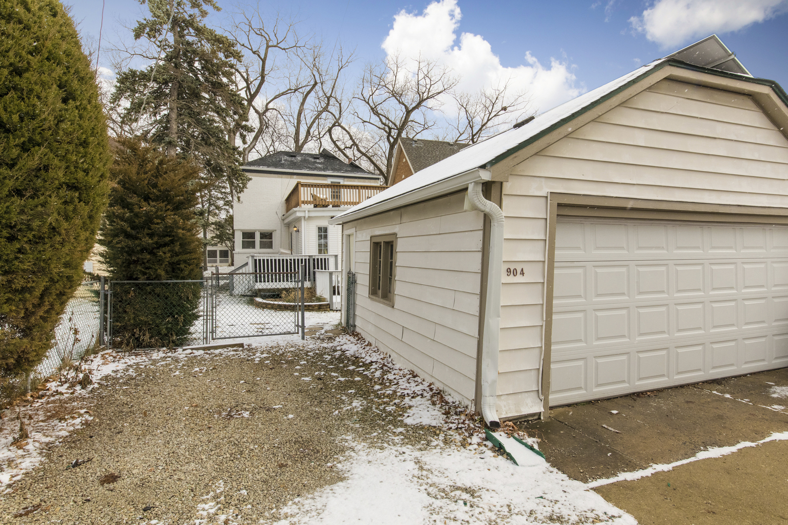 904 Harrison Street Park Ridge, IL 60068 - Photo 17 of 20 a view of a back yard of the house