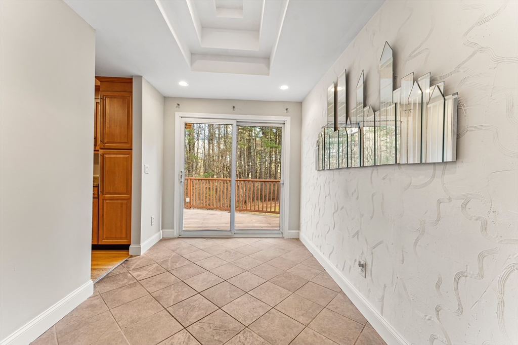 14 Forest Road Foxboro, MA 02035 - Photo 8 of 33 Gallery Image 8