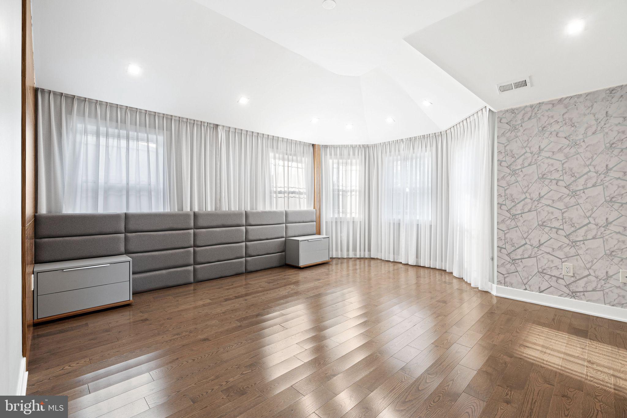 1224 Norwalk Road Philadelphia, PA 19115 - Photo 11 of 47 a view of an empty room and wooden floor