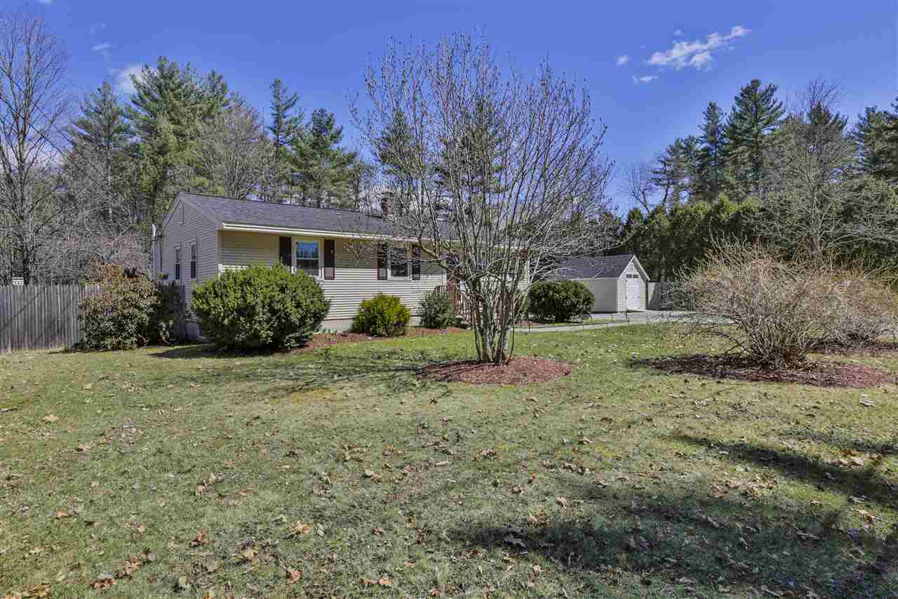8 Pepperell Road Brookline, NH 03033 - Photo 4 of 32