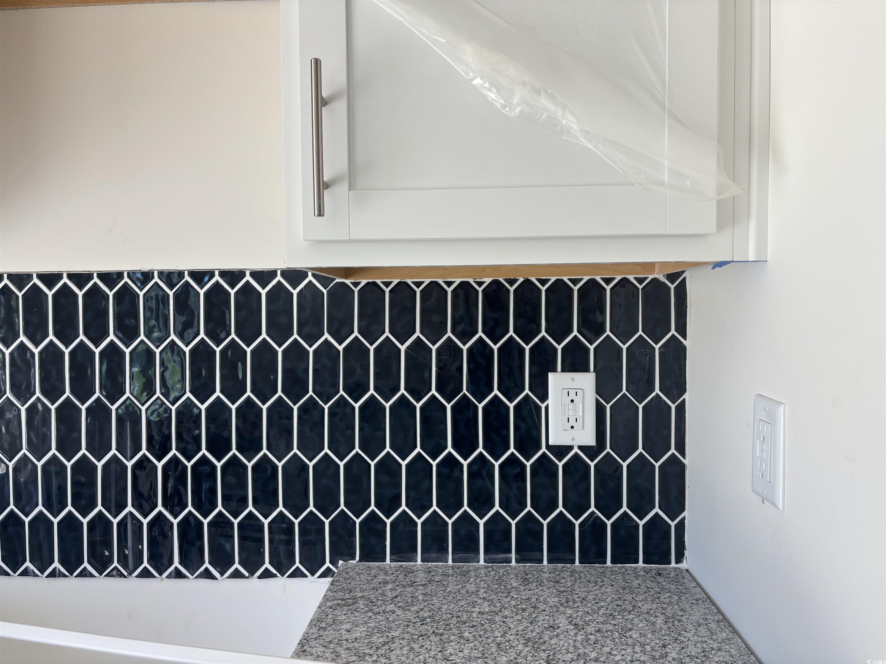 8545 Pee Dee Highway Conway, SC 29527 - Photo 12 of 34 Detailed view of stucco siding