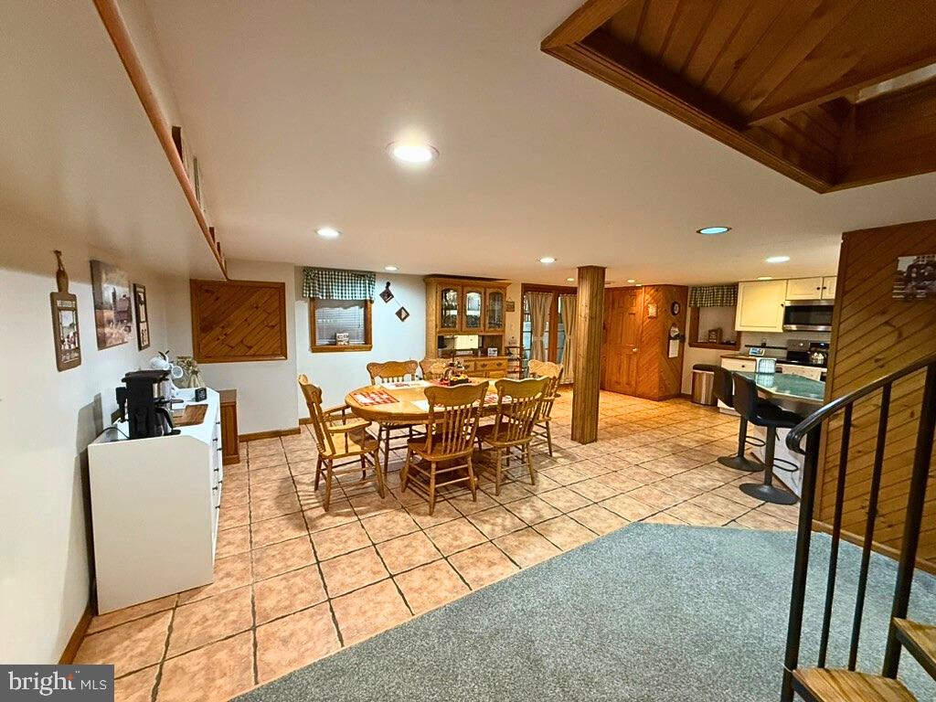 31569 Jim Davis Road Galena, MD 21635 - Photo 36 of 42 a view of a dining room with furniture