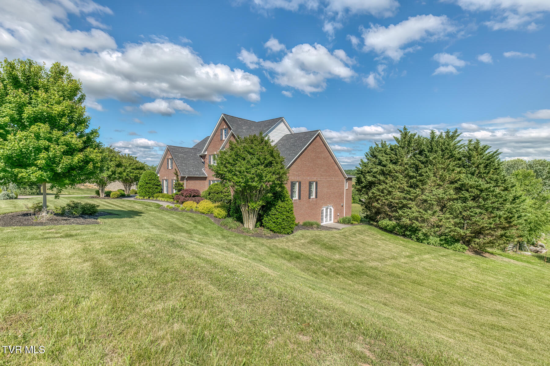 151 Laurel Ridge Drive Jonesborough, TN 37659 - Photo 99 of 106 151 Laurel Ridge Dr-101