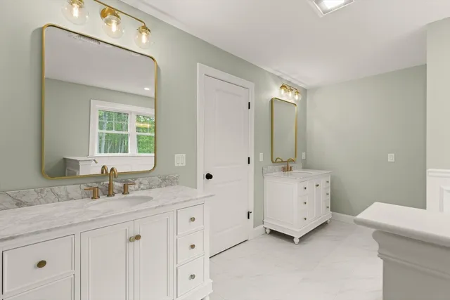 $1,675,000 | 79 Summer Street, Easton, MA 02356