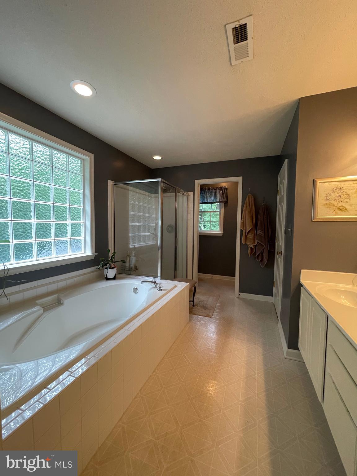106 Valley View Road Fredericksburg, VA 22407 - Photo 26 of 46 Gallery Image 26