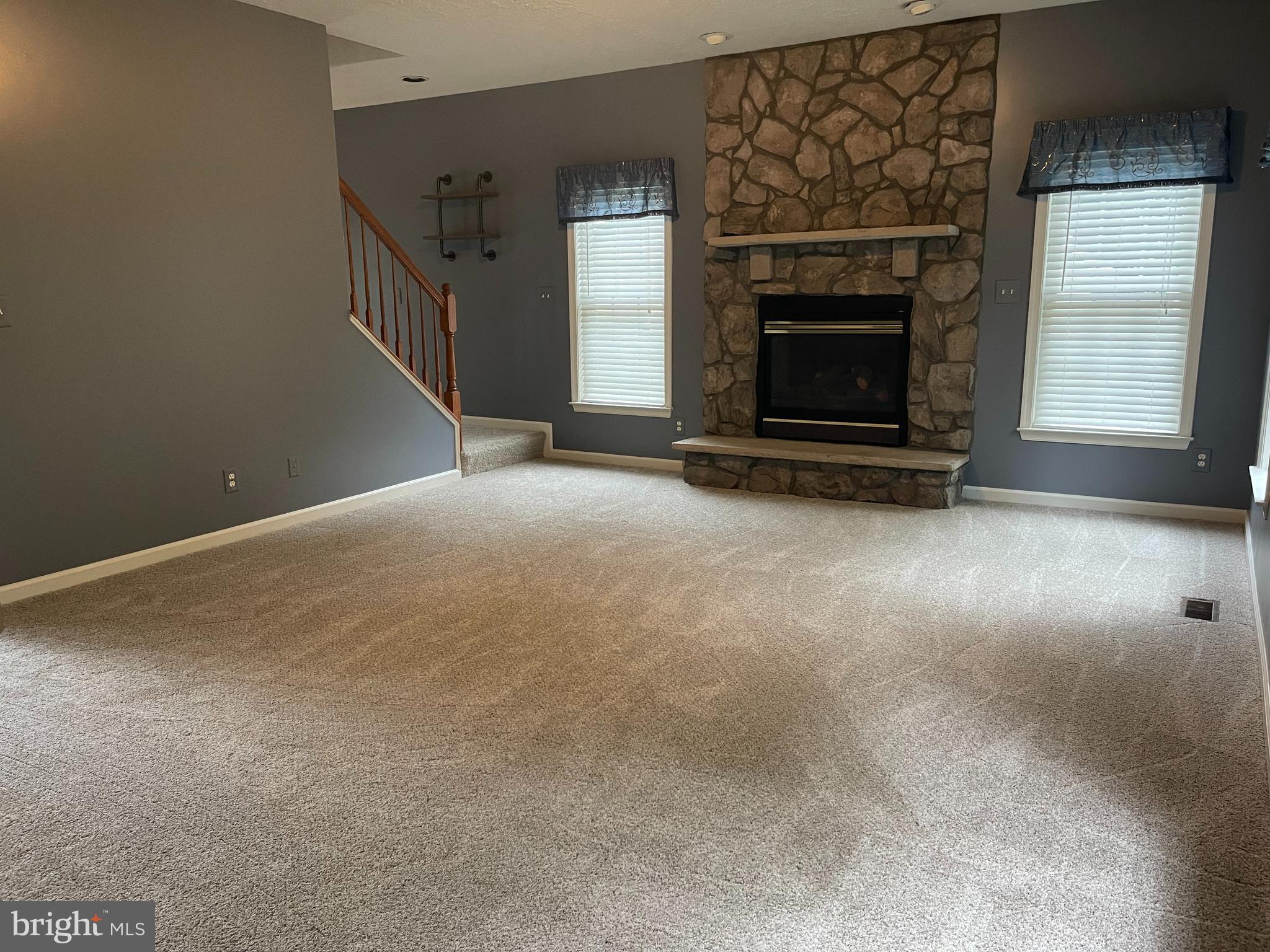 106 Valley View Road Fredericksburg, VA 22407 - Photo 7 of 46 Gallery Image 7