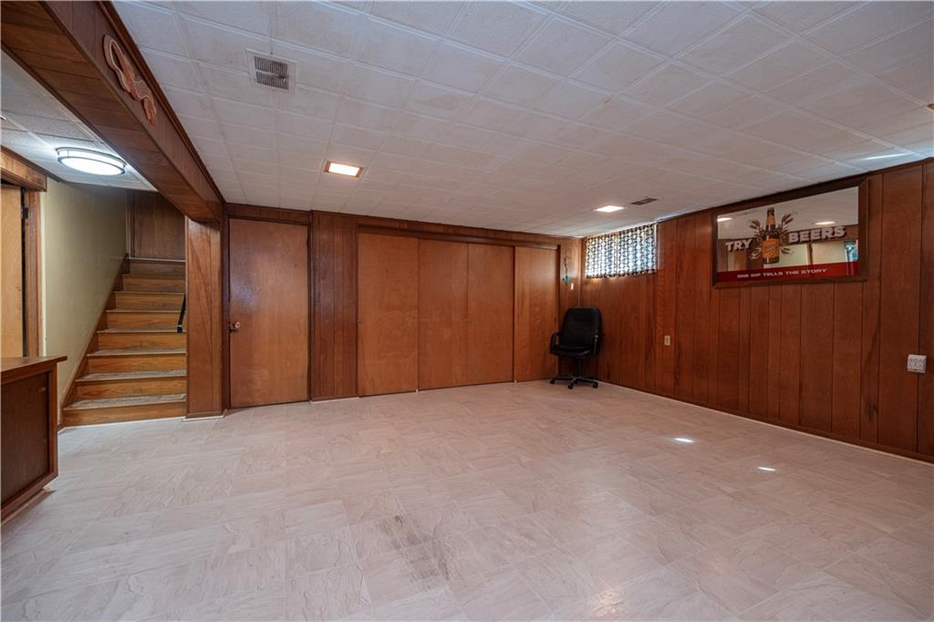 1346 Akehurst Road Pittsburgh, PA 15220 - Photo 35 of 37 Gallery Image 35