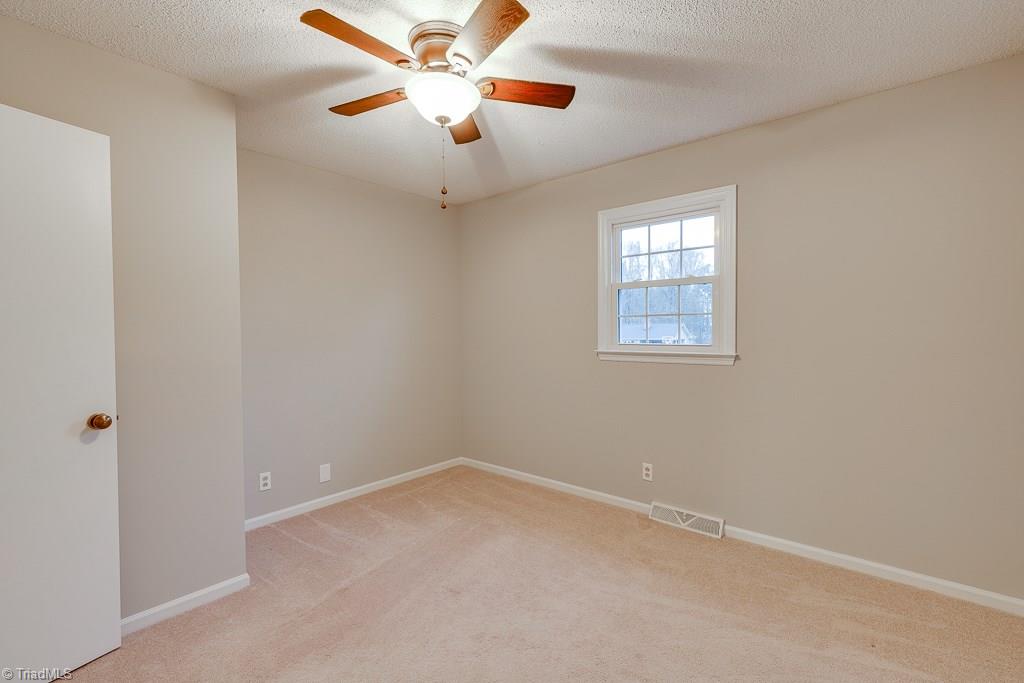 7004 Harperglen Road Clemmons, NC 27012 - Photo 16 of 30 Gallery Image 16