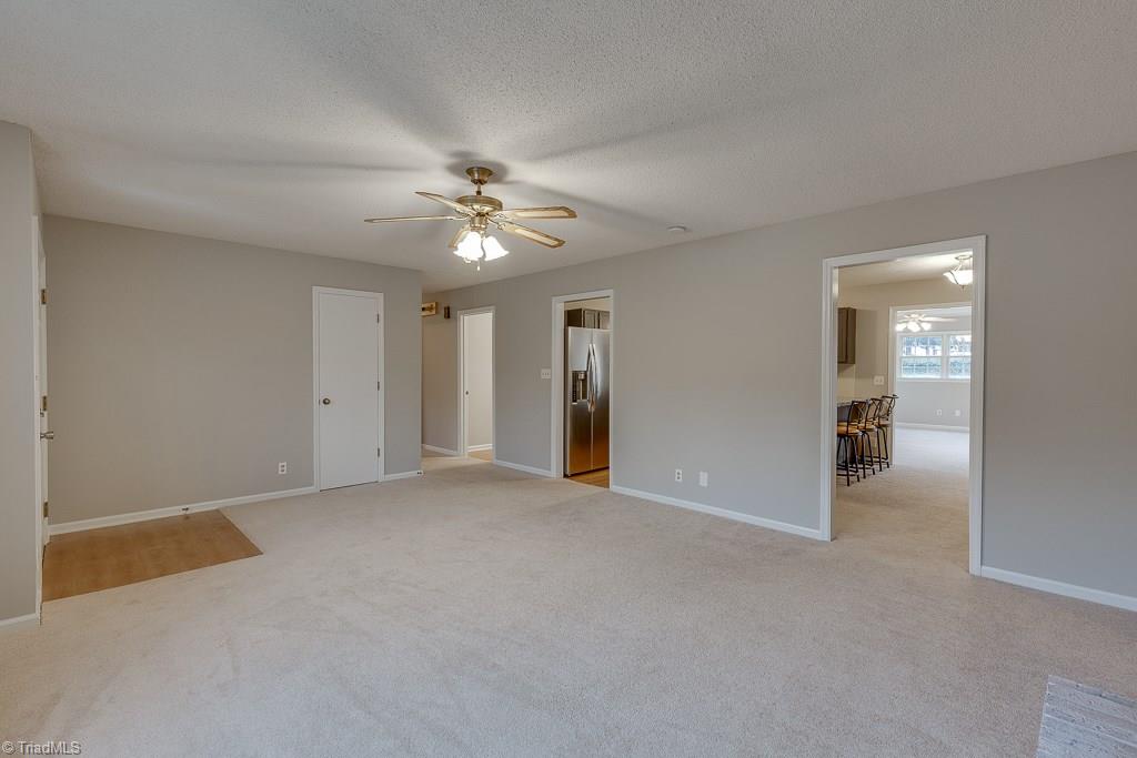7004 Harperglen Road Clemmons, NC 27012 - Photo 3 of 30 Gallery Image 3