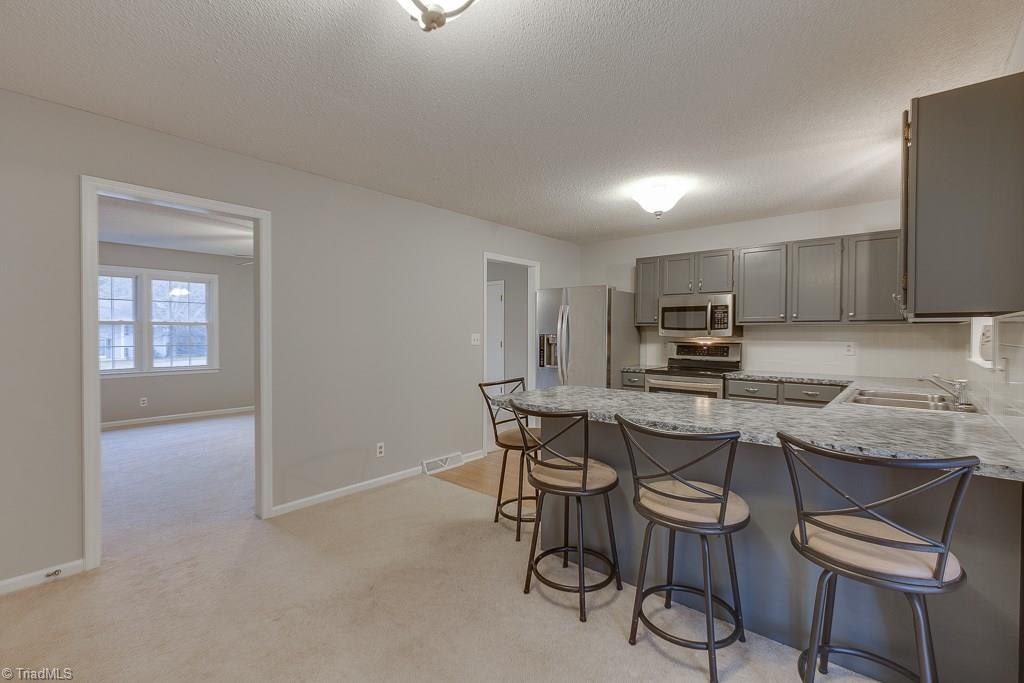 7004 Harperglen Road Clemmons, NC 27012 - Photo 8 of 30 Gallery Image 8