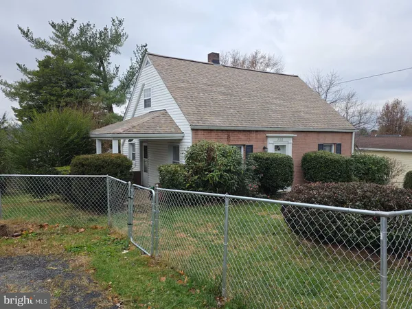 $309,000 | 368 West 9th Street, Front Royal, VA 22630