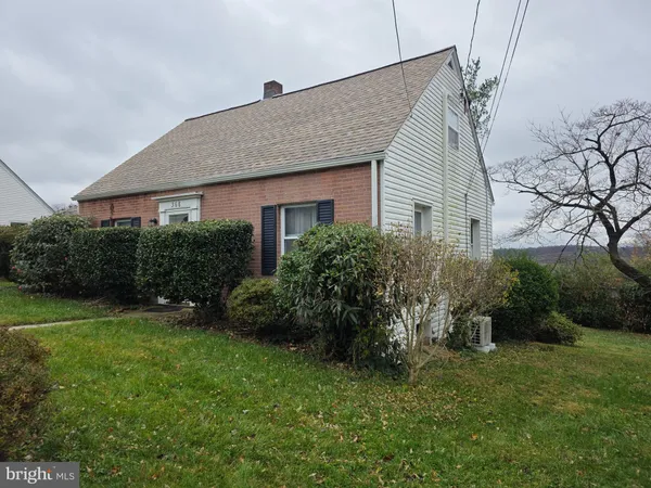 $309,000 | 368 West 9th Street, Front Royal, VA 22630