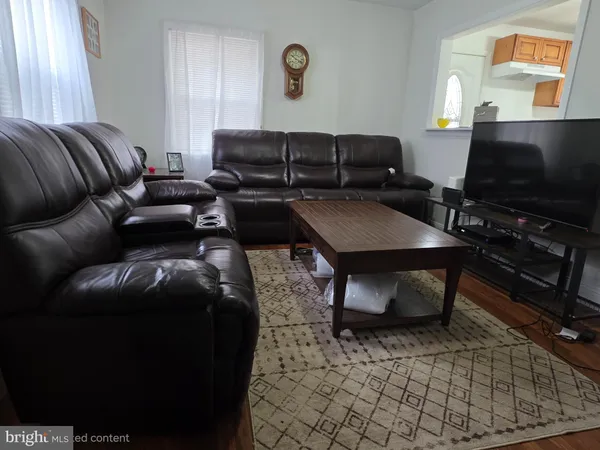 $309,000 | 368 West 9th Street, Front Royal, VA 22630