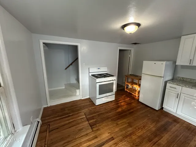 $1,200 | 63 North Bridge Drive, Unit 2, Bethlehem, NY 12203