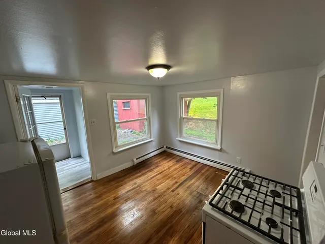 $1,200 | 63 North Bridge Drive, Unit 2, Bethlehem, NY 12203