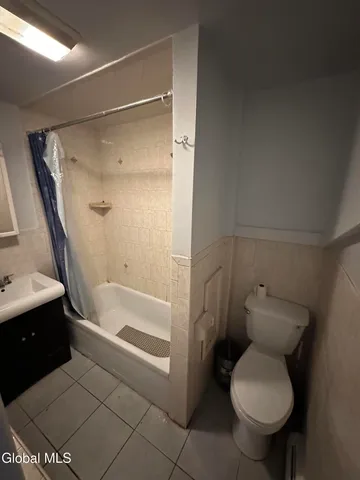 $1,200 | 63 North Bridge Drive, Unit 2, Bethlehem, NY 12203