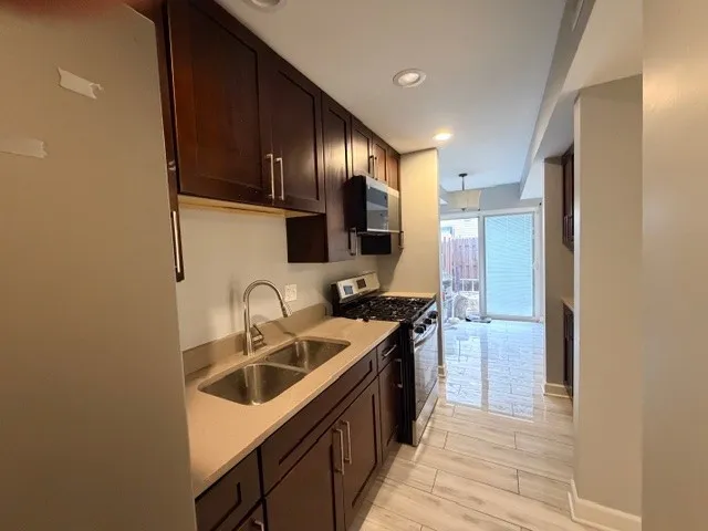 $1,949 | 6 W South Fernwood Drive, Bolingbrook, IL 60440