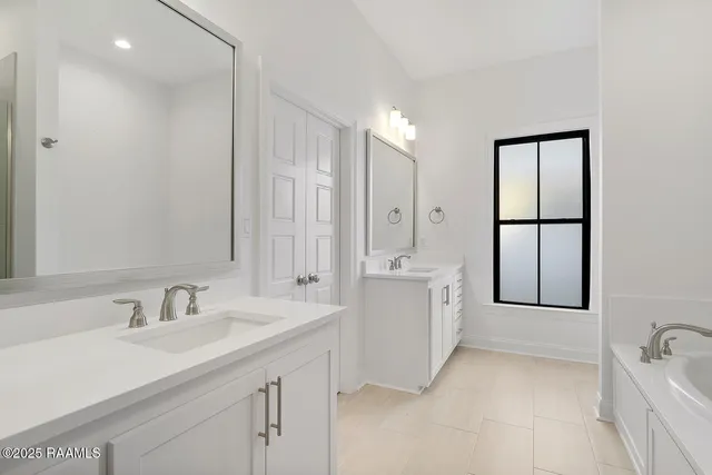 $496,270 | 411 A Villager Avenue, Scott, LA 70583