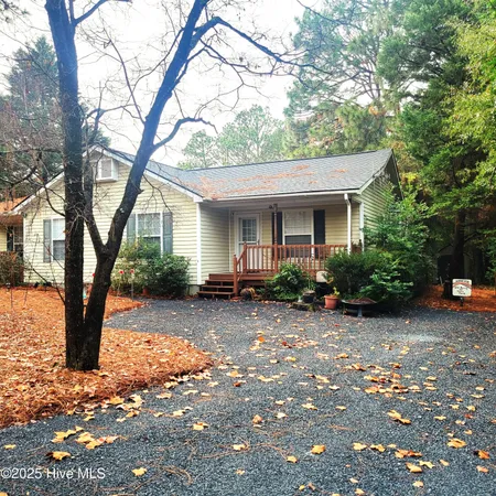 $1,600 | 820 North Bennett Street, Southern Pines, NC 28387