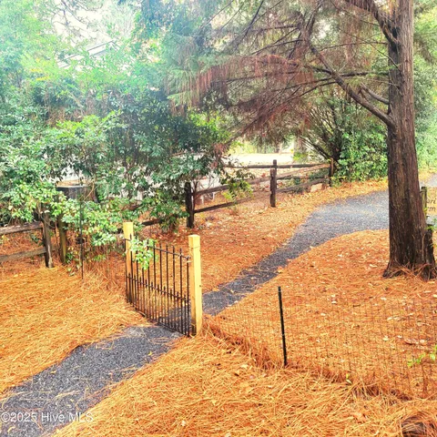 $1,600 | 820 North Bennett Street, Southern Pines, NC 28387