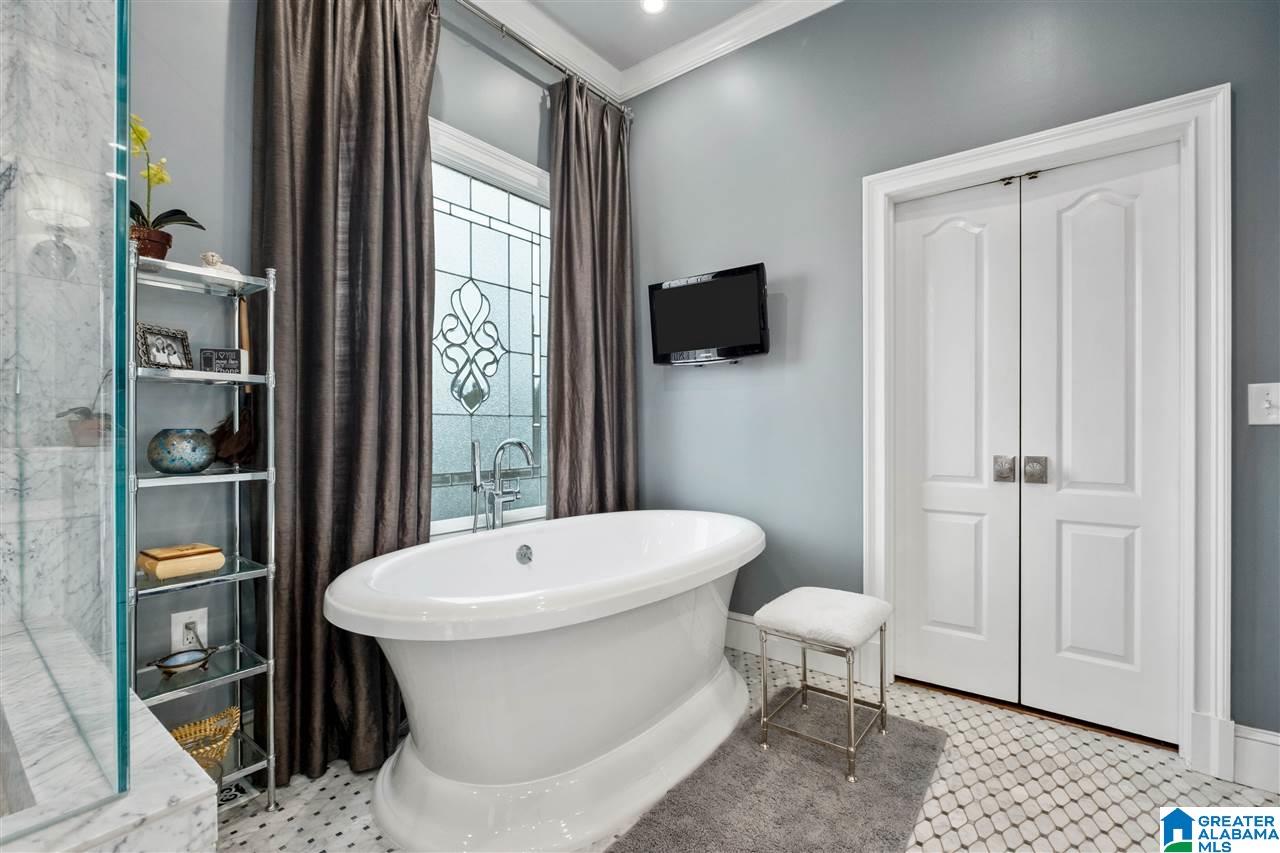 2209 Longleaf Boulevard Birmingham, AL 35243 - Photo 24 of 50