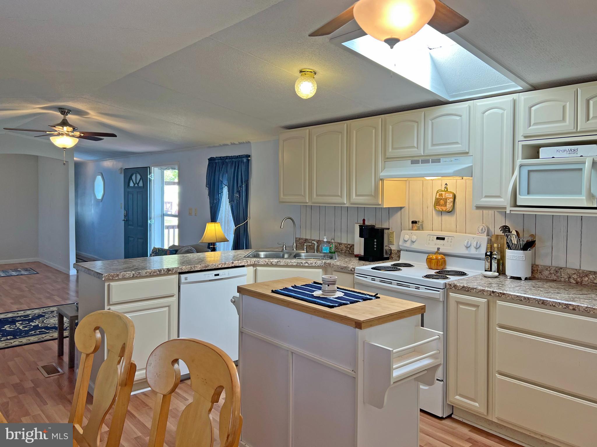375 Graham Branch Road, Unit 134 Seaford, DE 19973 - Photo 10 of 37 Kitchen