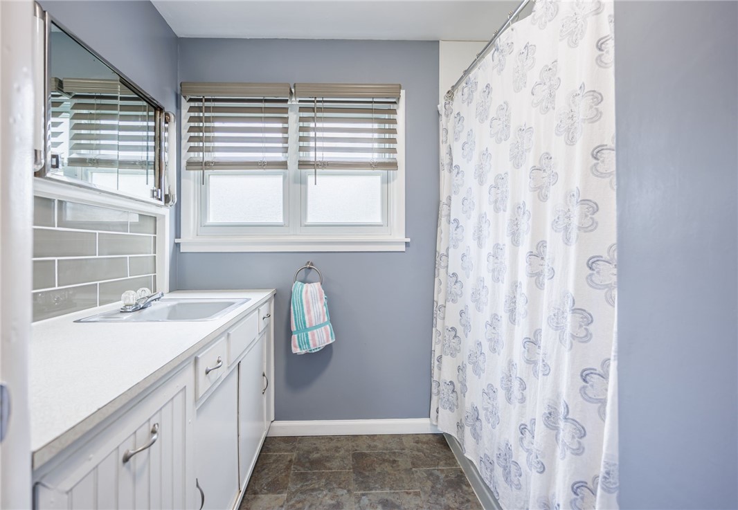 6 Jeanmoor Road Greece, NY 14616 - Photo 22 of 31 Refreshed Full Bath