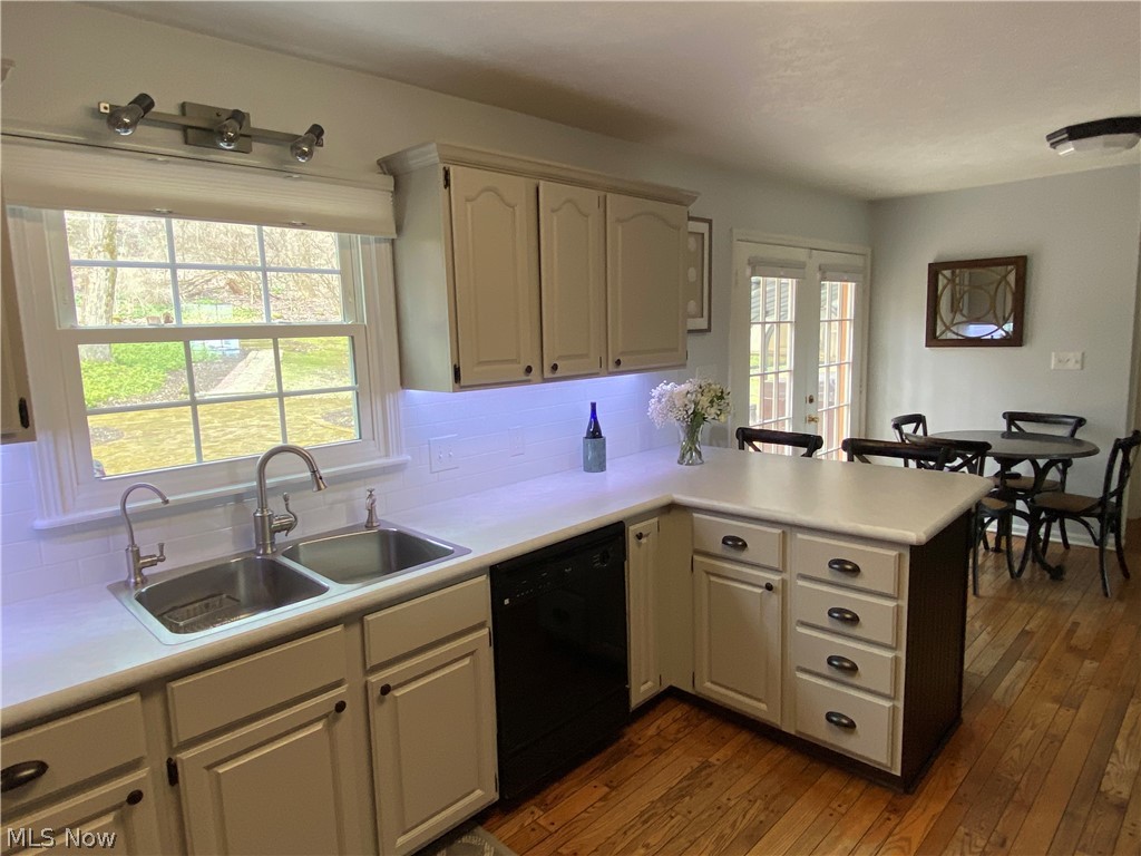 4430 West Bath Road Akron, OH 44333 - Photo 7 of 30 Gallery Image 7