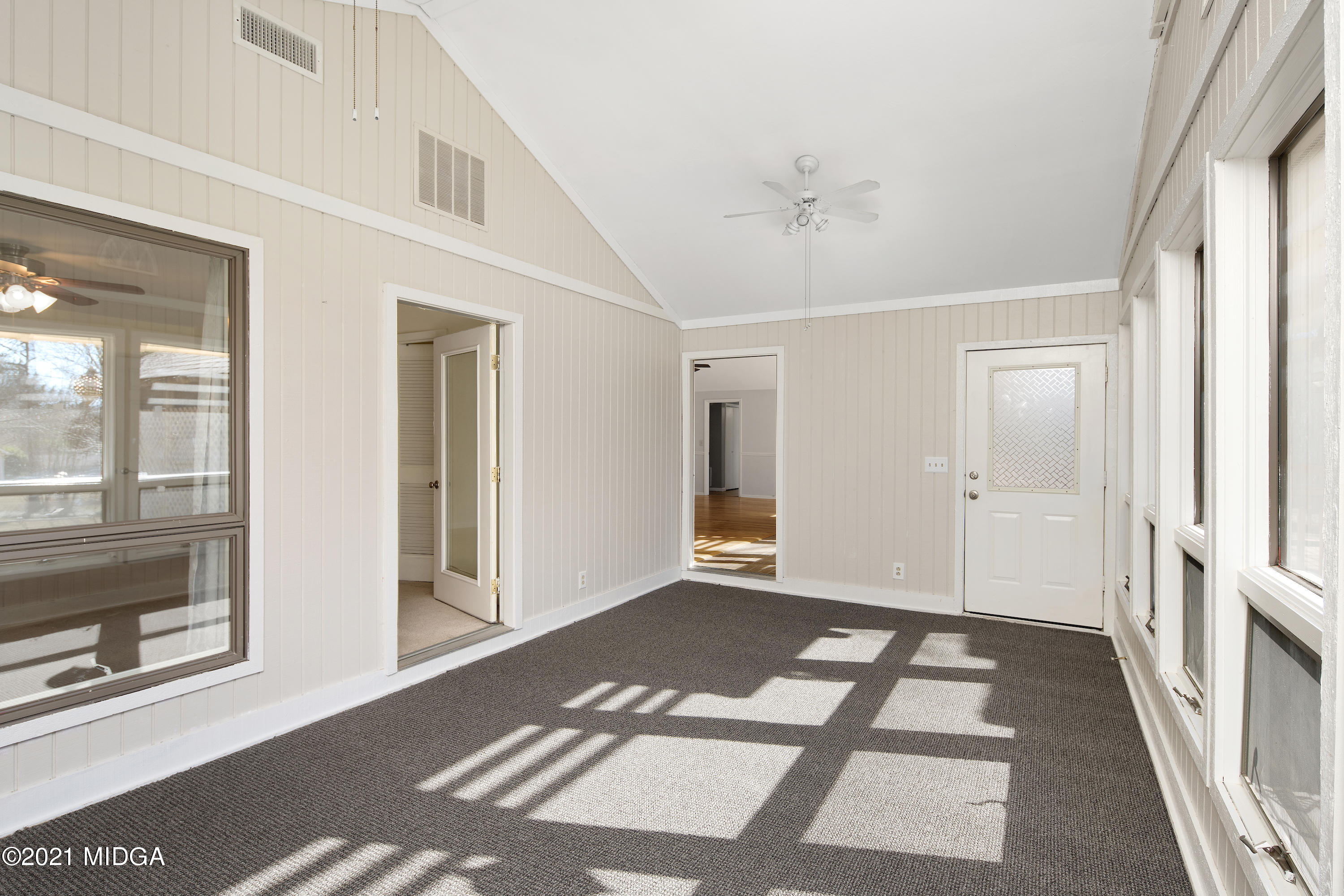 543 Stone Edge Road Macon, GA 31210 - Photo 22 of 30 a view of an entryway