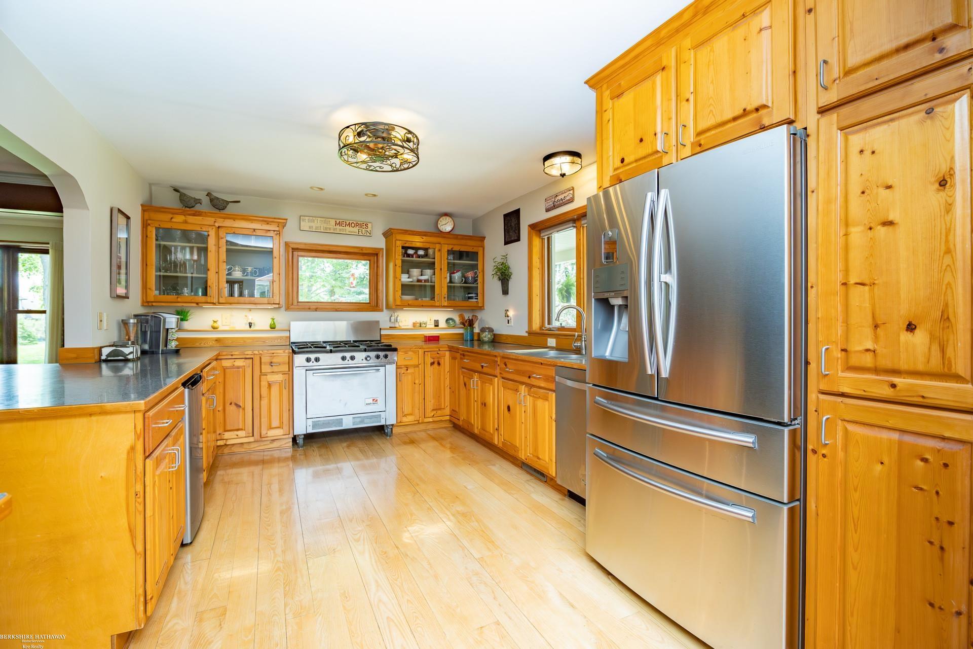 69110 Campground Road Romeo, MI 48065 - Photo 9 of 20