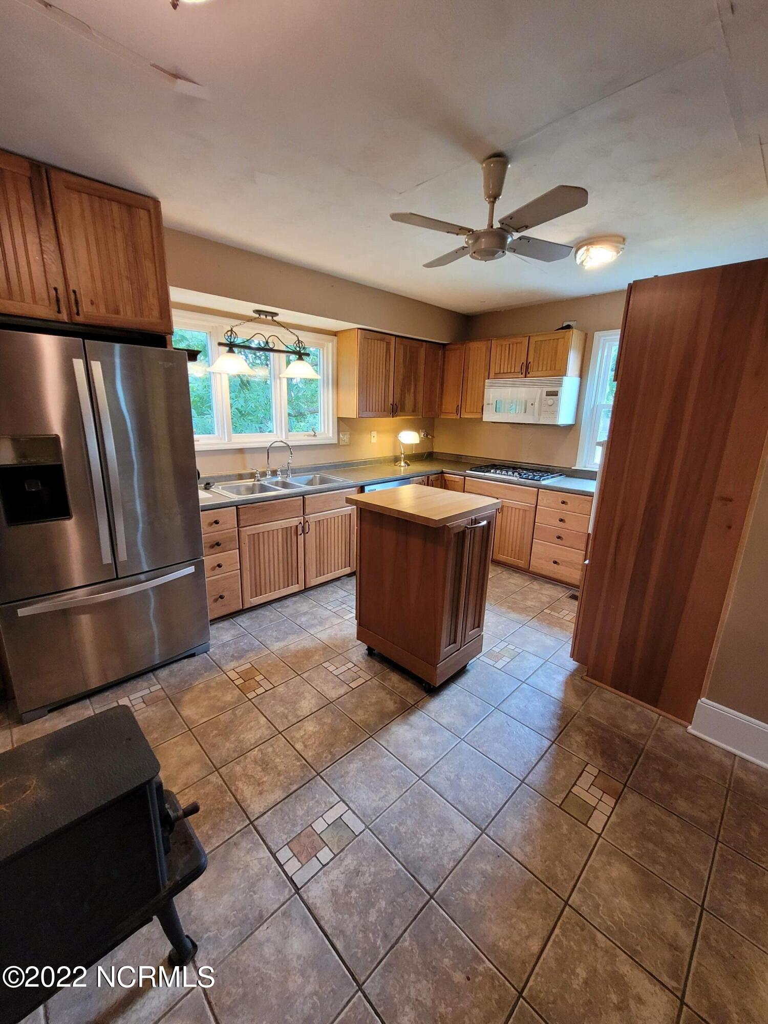 76 2nd Street Vandemere, NC 28587 - Photo 15 of 45 20220823_122950
