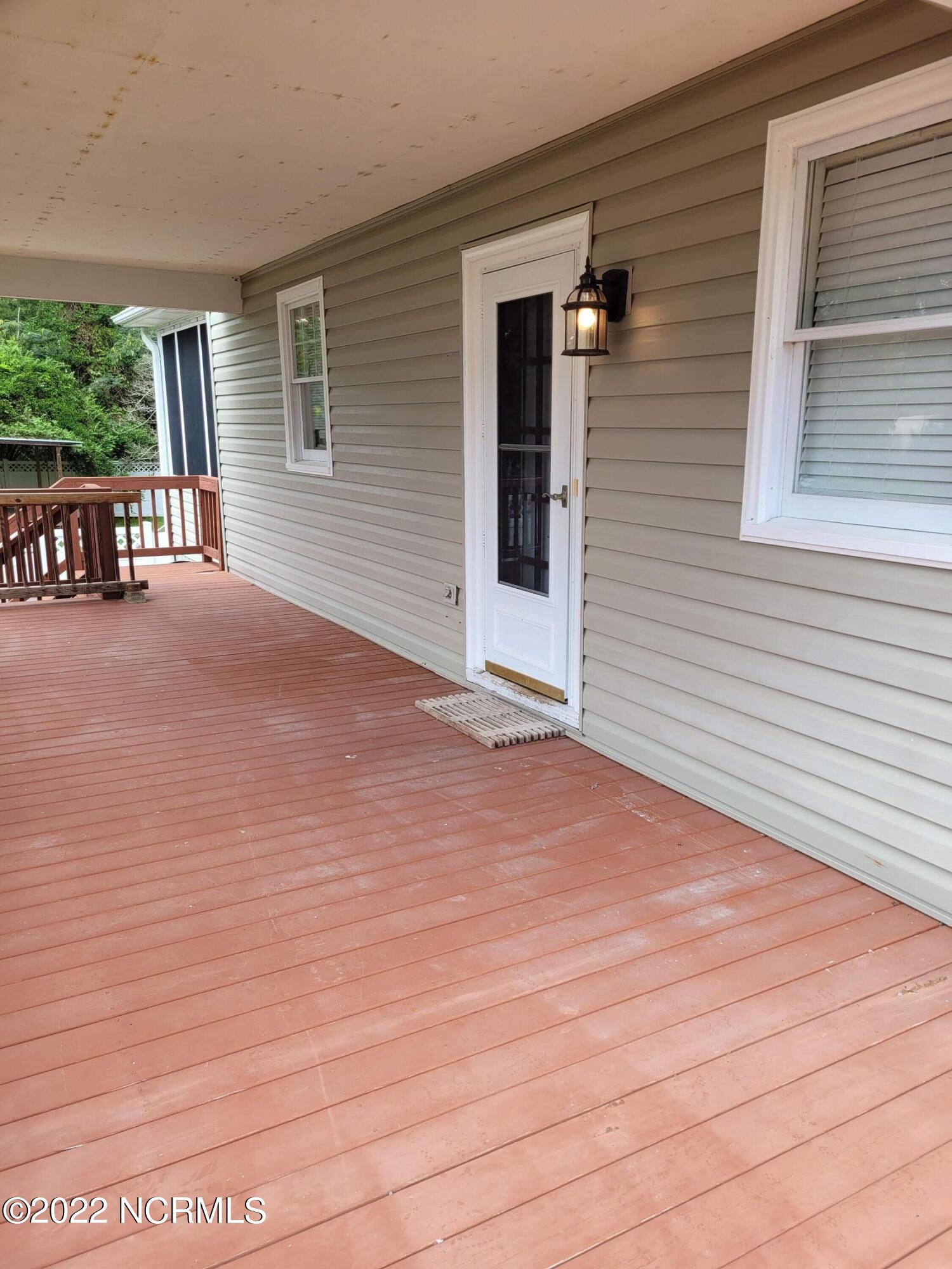 76 2nd Street Vandemere, NC 28587 - Photo 4 of 45 20220823_125349