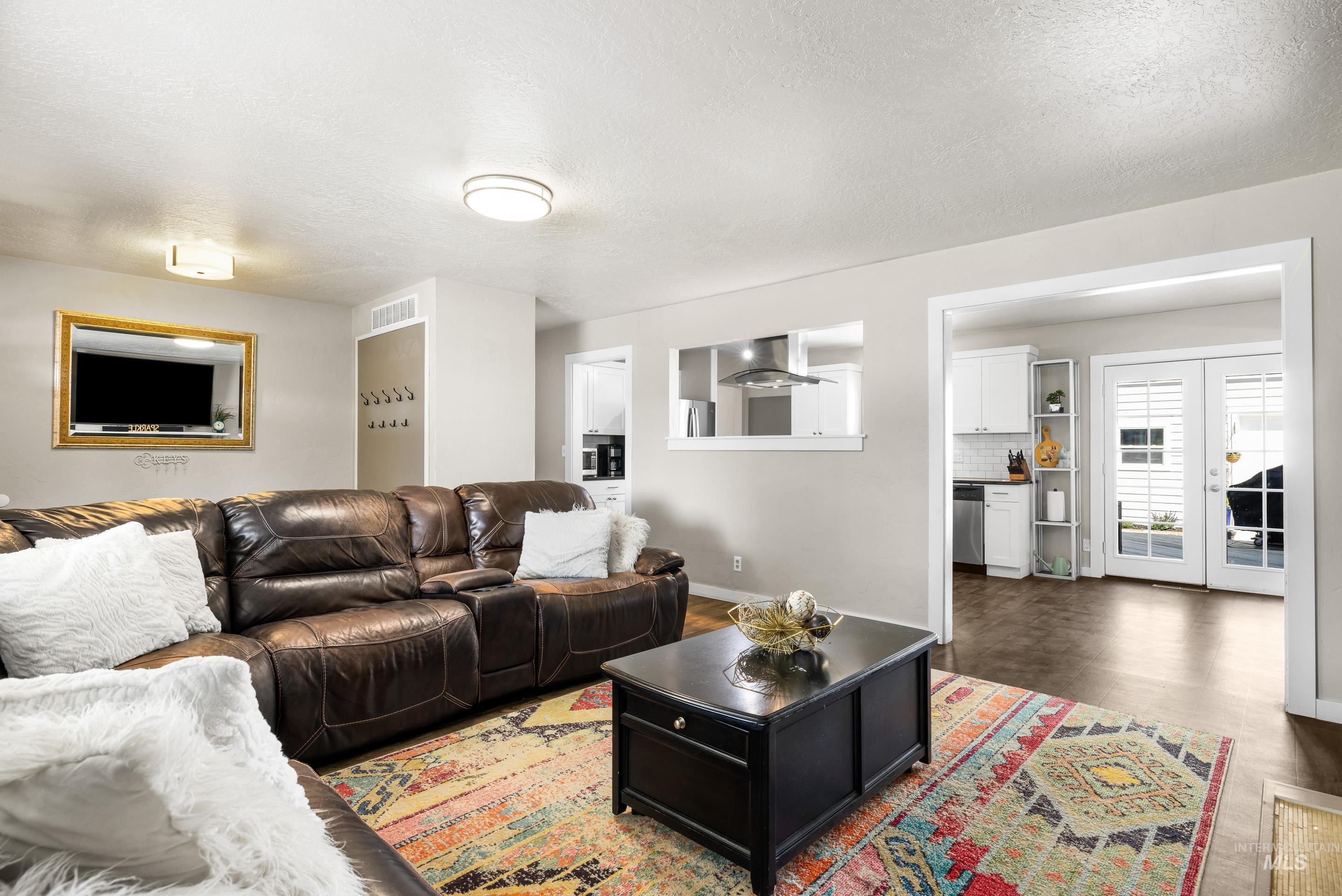 3510 Lassen Street Boise, ID 83703 - Photo 7 of 50