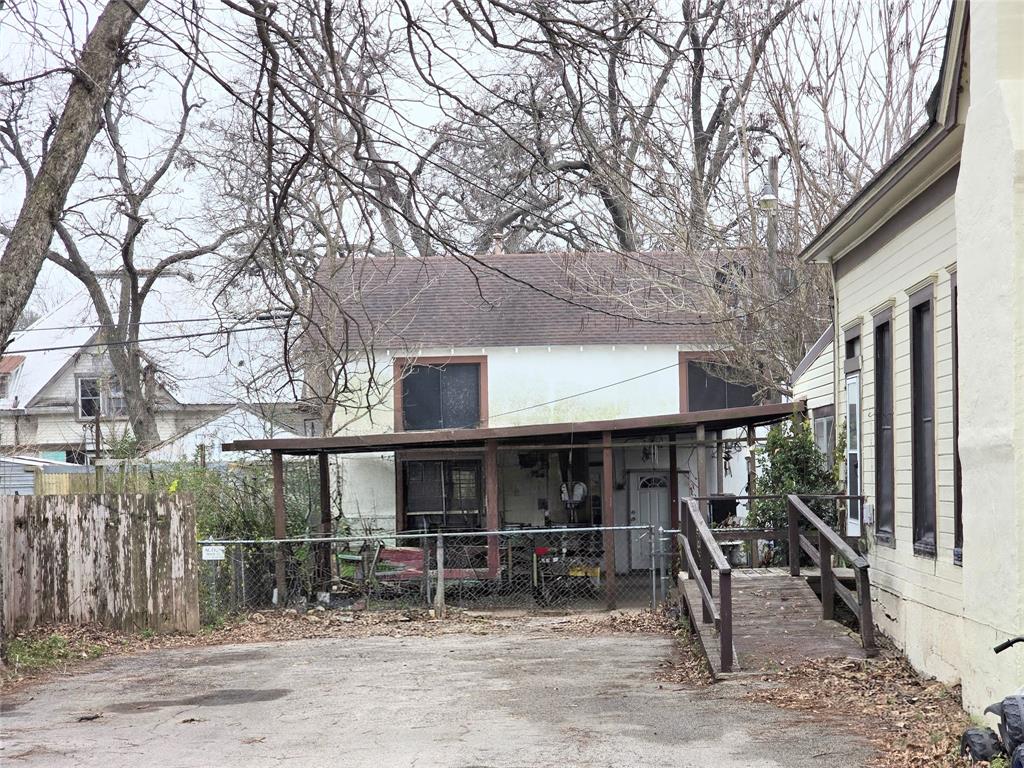322 Capps Street Marlin, TX 76661 - Photo 21 of 34 a view of house with a outdoor space