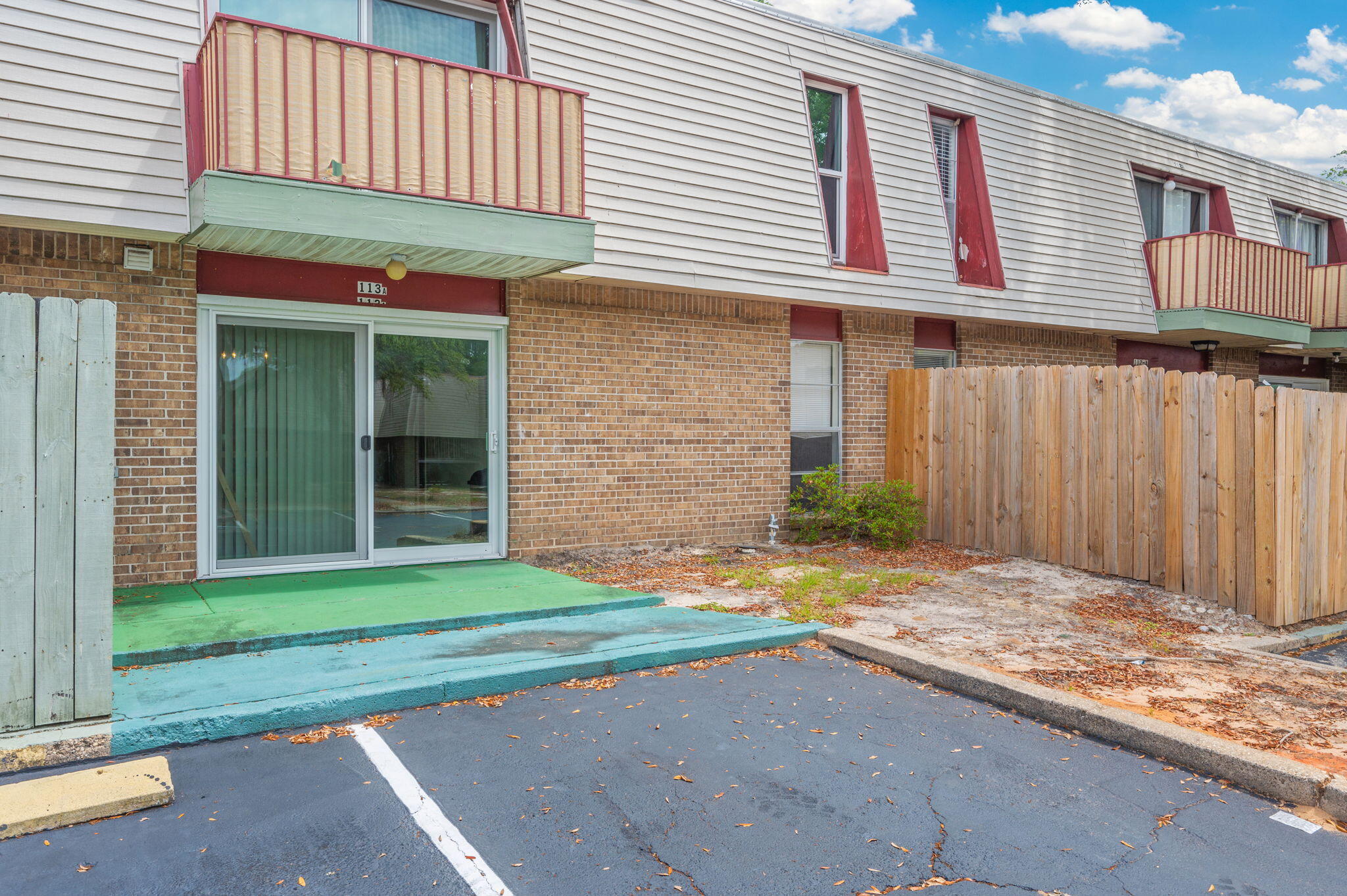 210 Pelham Road, Unit 113A Fort Walton Beach, FL 32547 - Photo 2 of 29 2-web-or-mls-210-pelham-rd-unit-113a