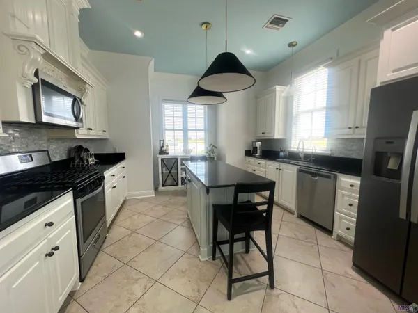 $440,000 | 122 Rue Celeste, Thibodaux, LA 70301