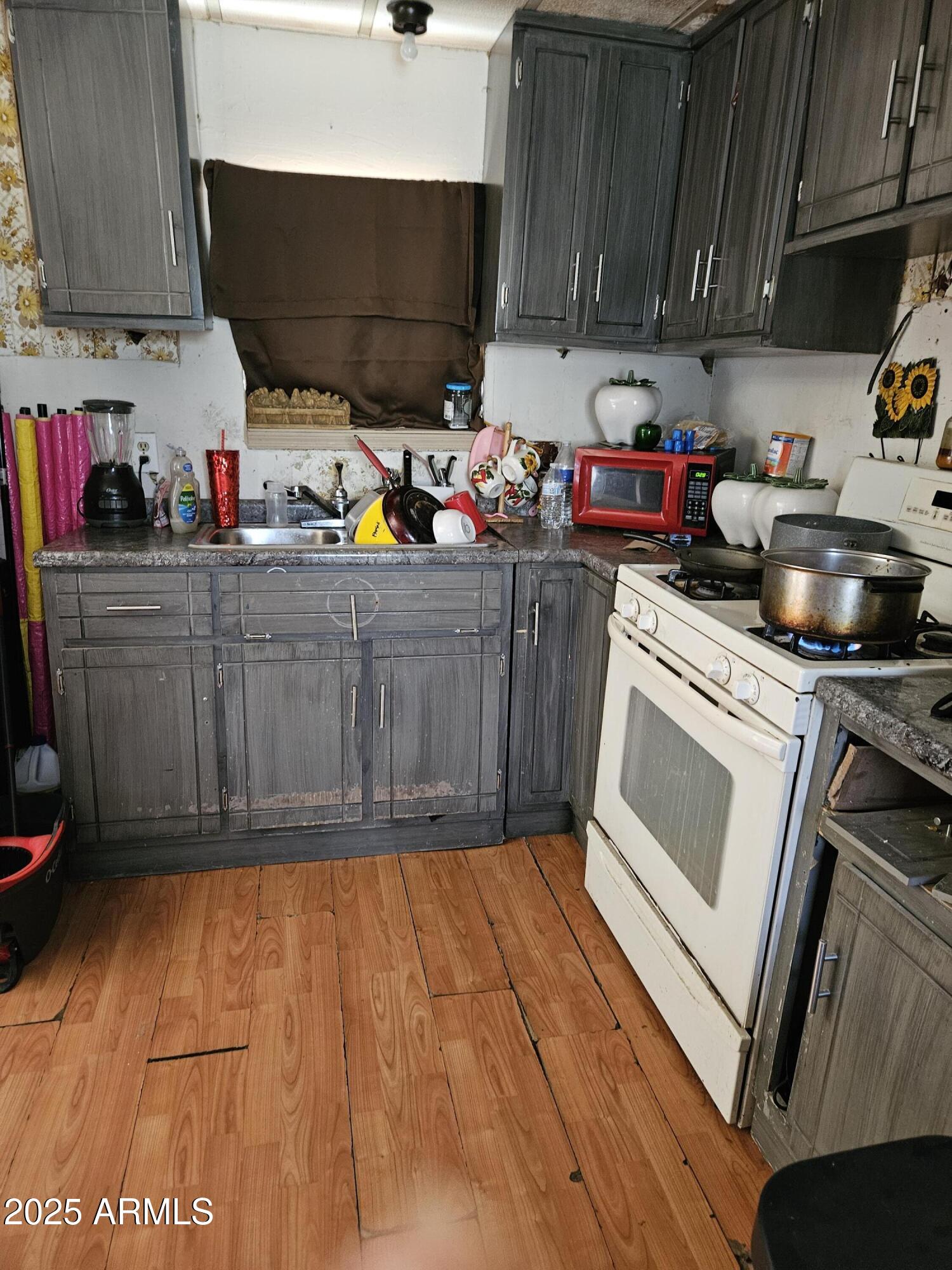 810 East 21st Street, Unit TRL5 Douglas, AZ 85607 - Photo 11 of 12 20241227_142515