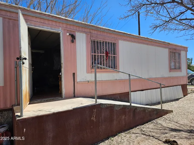 $19,000 | 810 East 21st Street, Unit TRL5, Douglas, AZ 85607