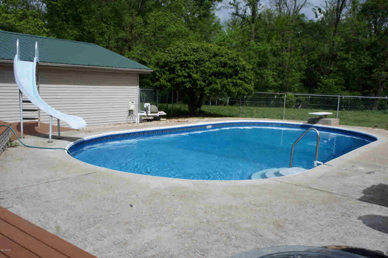 1051 Old Joppa Road Metropolis, IL 62960 - Photo 9 of 44