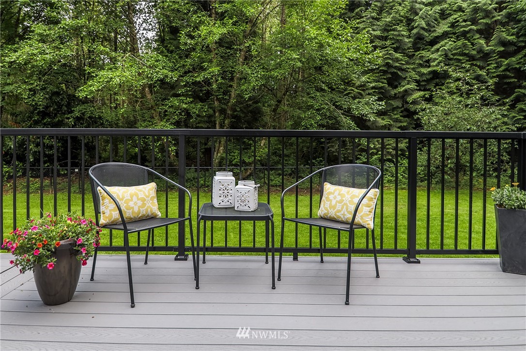 22421 53rd Avenue Southeast Bothell, WA 98021 - Photo 12 of 31 a view of a chairs and table in the terrace