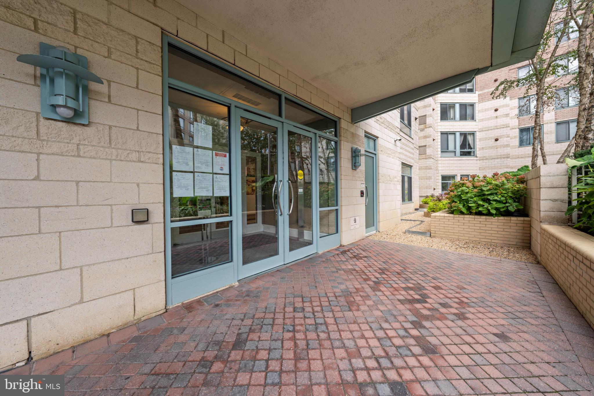 851 North Glebe Road, Unit 207 Arlington, VA 22203 - Photo 30 of 59 Gallery Image 30