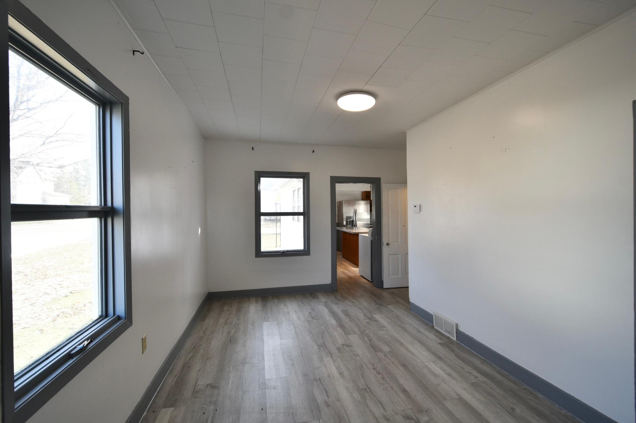 267 East 4th Street Zumbrota, MN 55992 - Photo 11 of 28