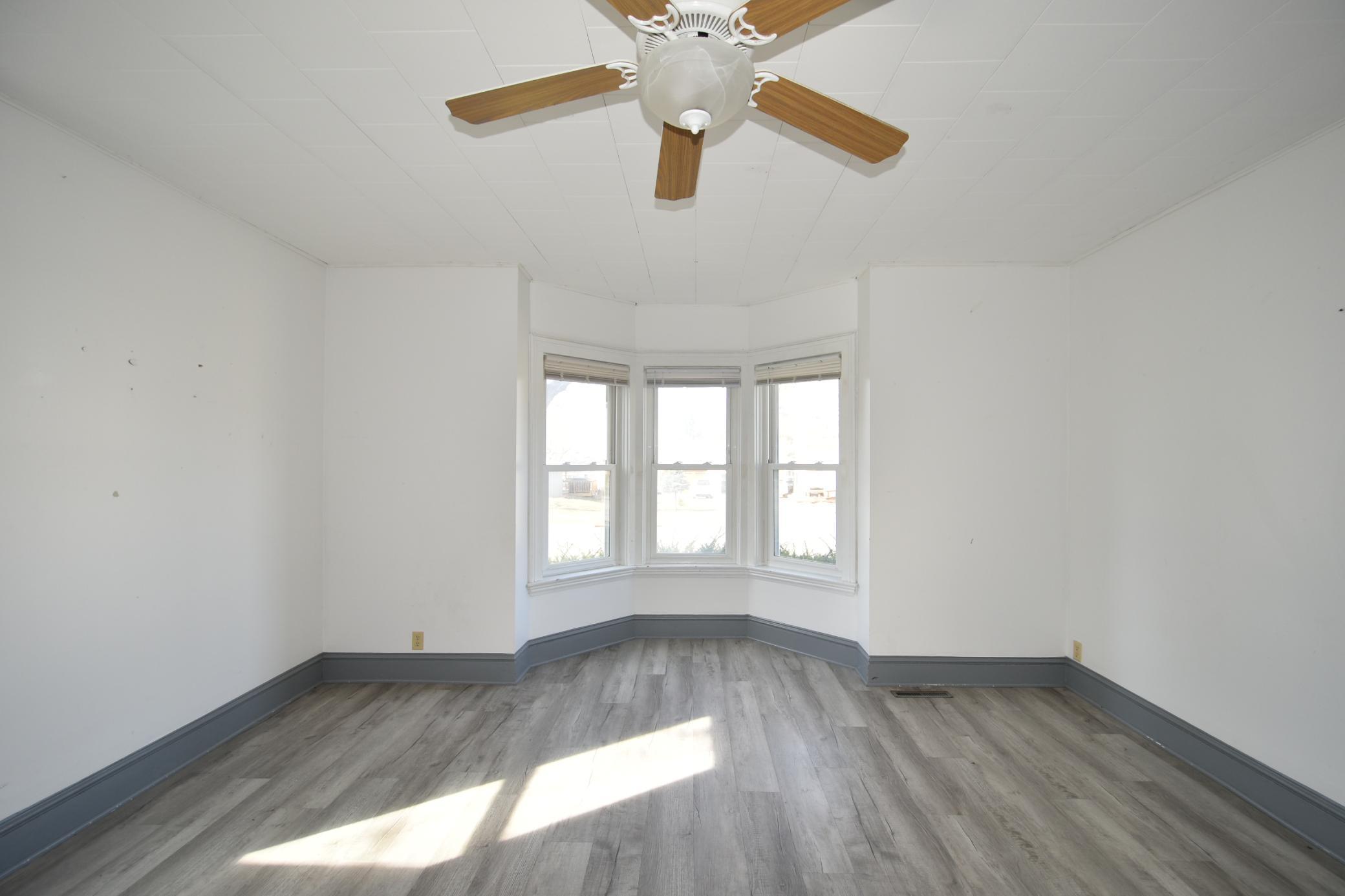 267 East 4th Street Zumbrota, MN 55992 - Photo 12 of 28