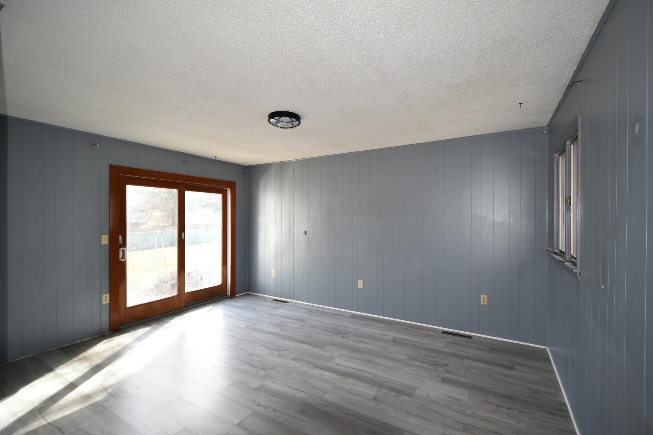 267 East 4th Street Zumbrota, MN 55992 - Photo 14 of 28